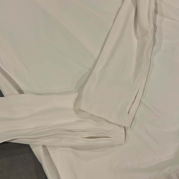 🦄 RARE Lululemon Tuck and Flow Long Sleeve White 6 - Picture 4 of 7